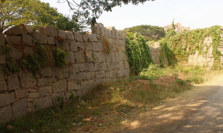 Hemagudda Fort, Hemagudda, Karnataka, India